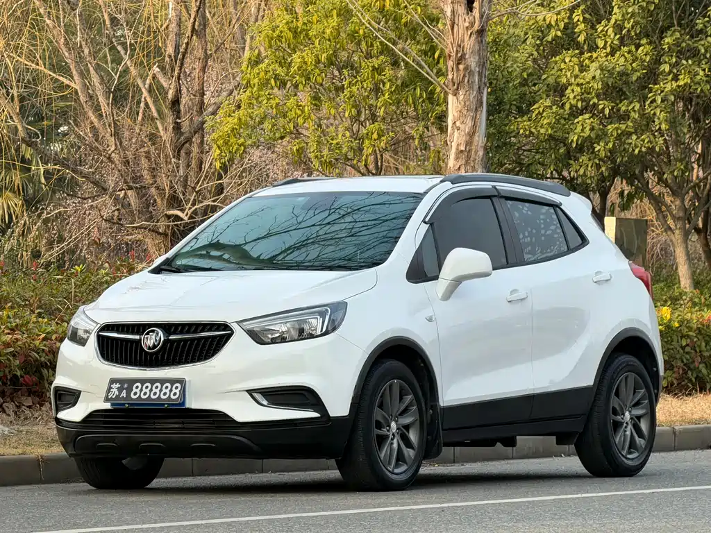 Buick Encore 2019 — фото 1