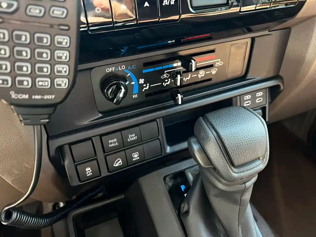 Toyota Land Cruiser 2025 — фото 18