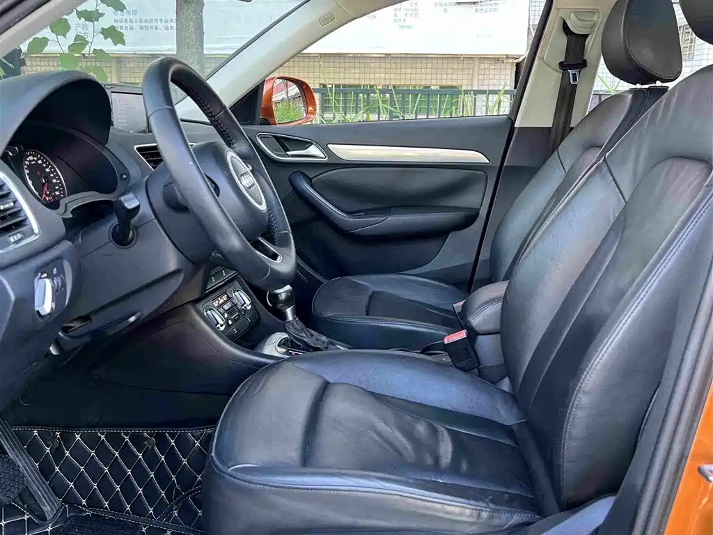 Audi Q3 2015