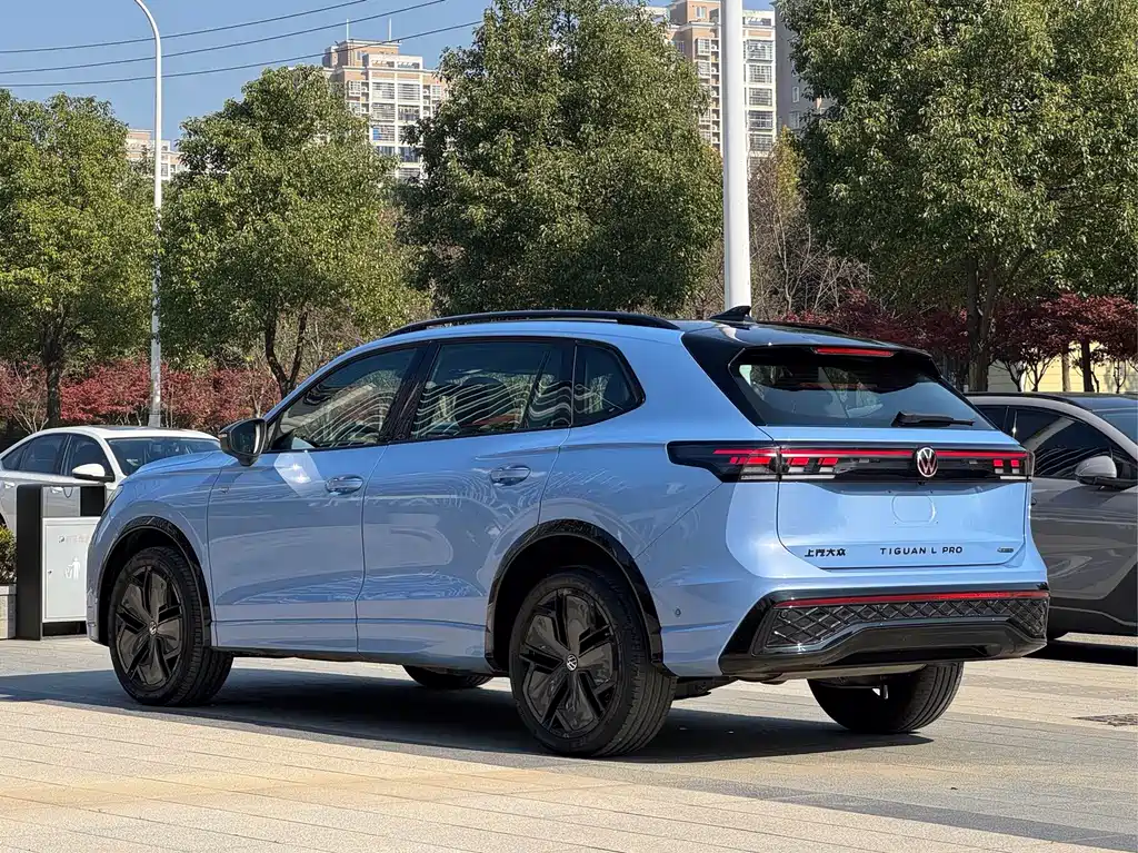 Volkswagen Tiguan L 2024