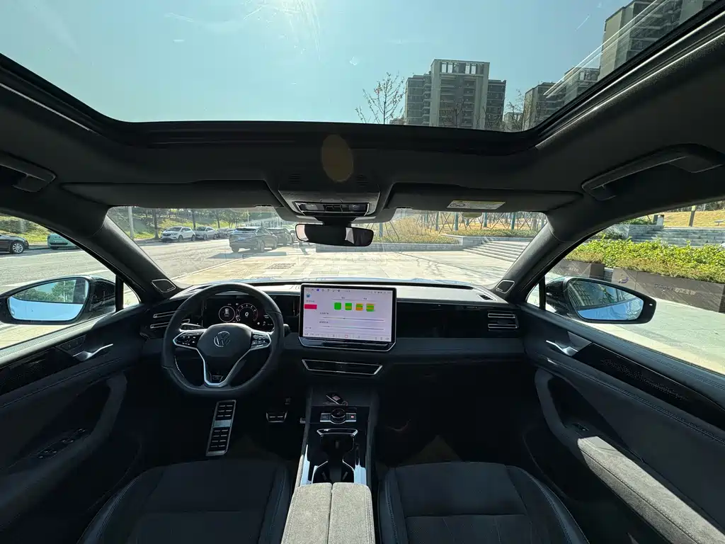 Volkswagen Tiguan L 2024