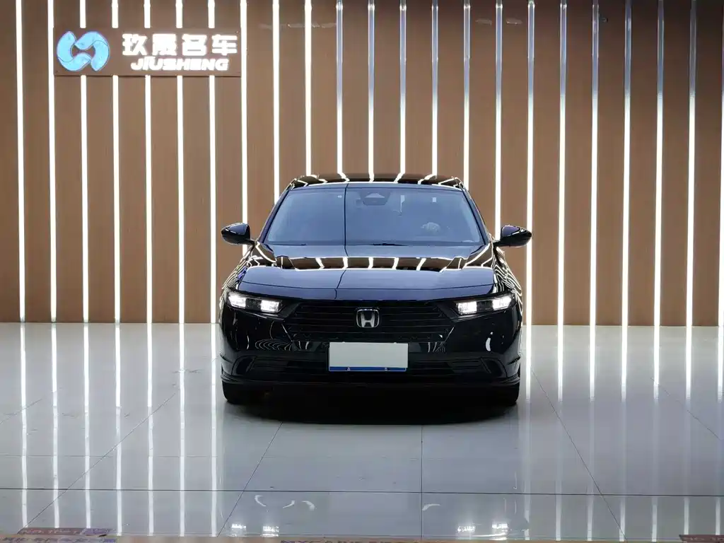 Honda Accord 2023 — фото 2