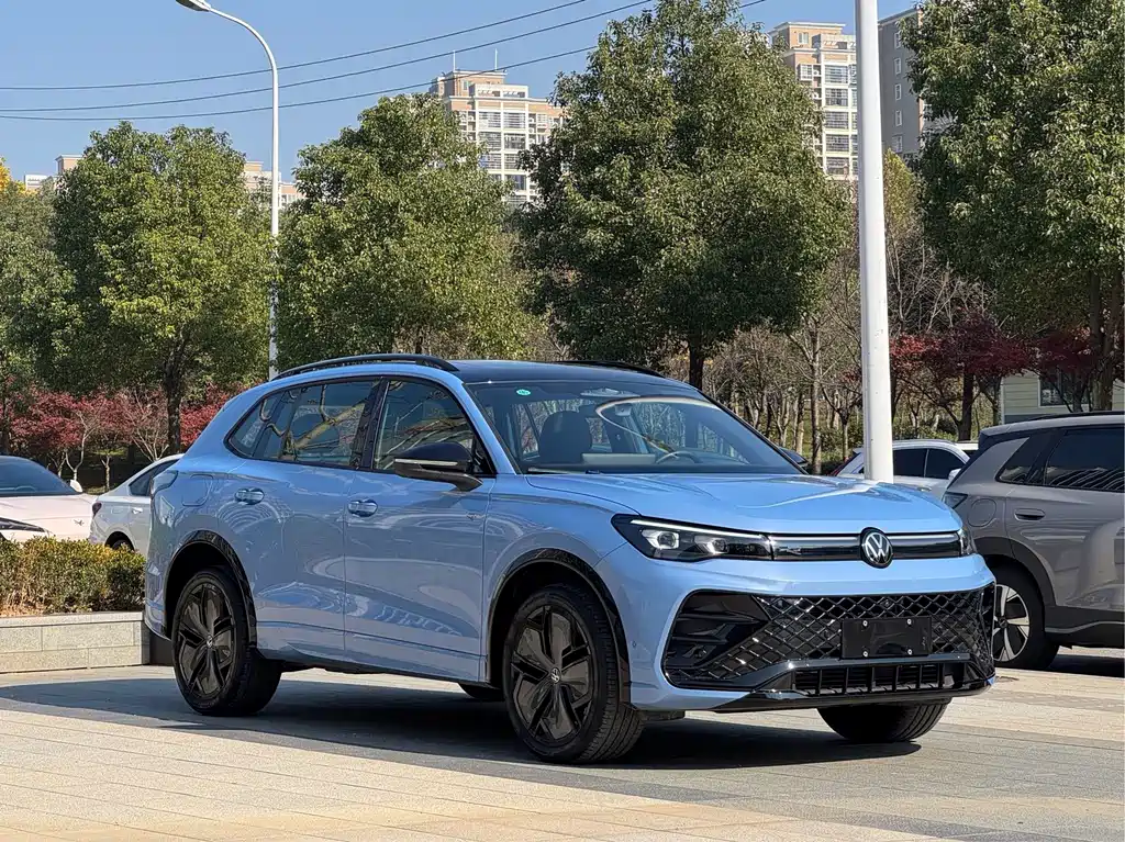 Volkswagen Tiguan L 2024
