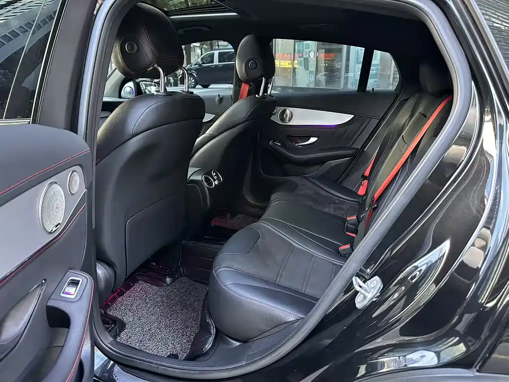 Mercedes-Benz GLC AMG 2022 — фото 9