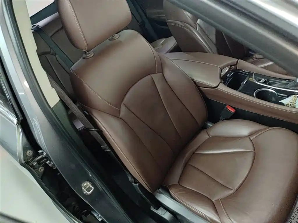 Buick Envision Plus 2020 — фото 25