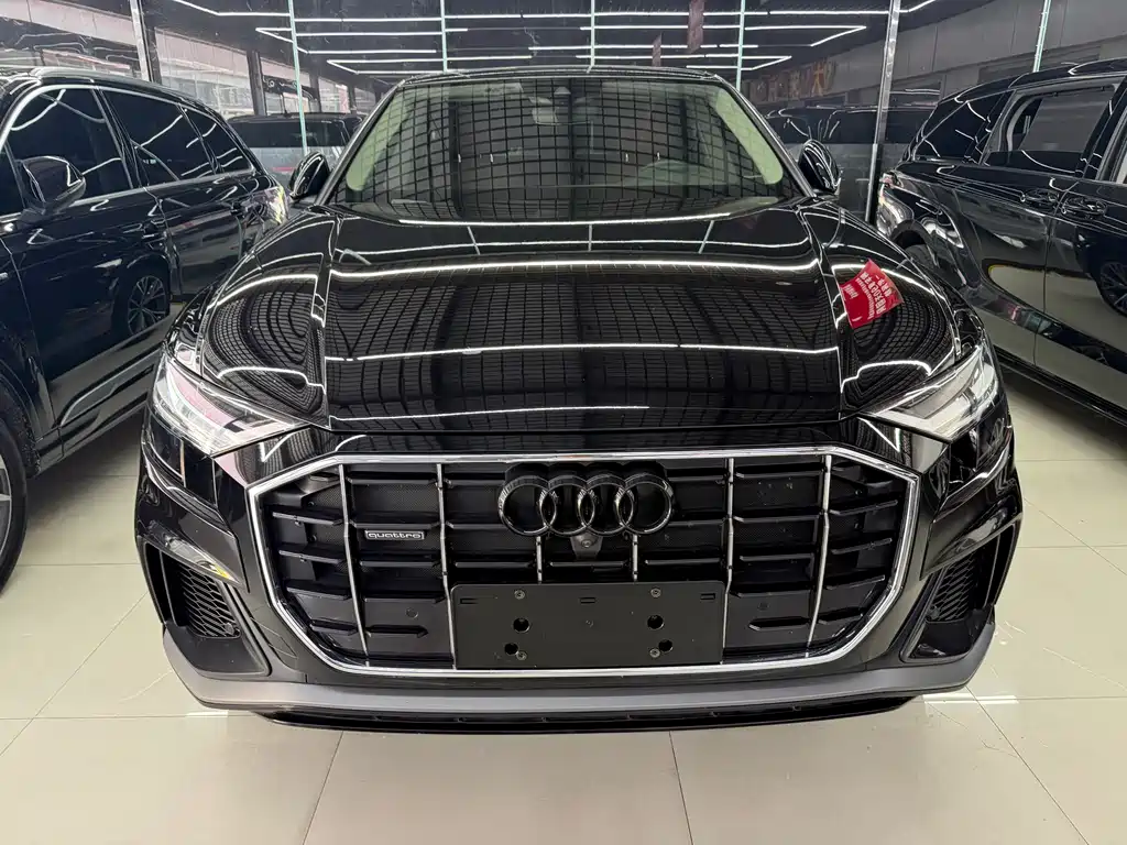 Audi Q8 2020 — фото 2