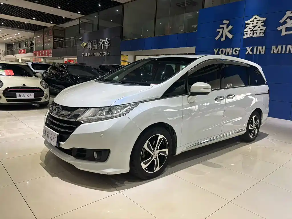 Honda Odyssey 2018 — фото 3