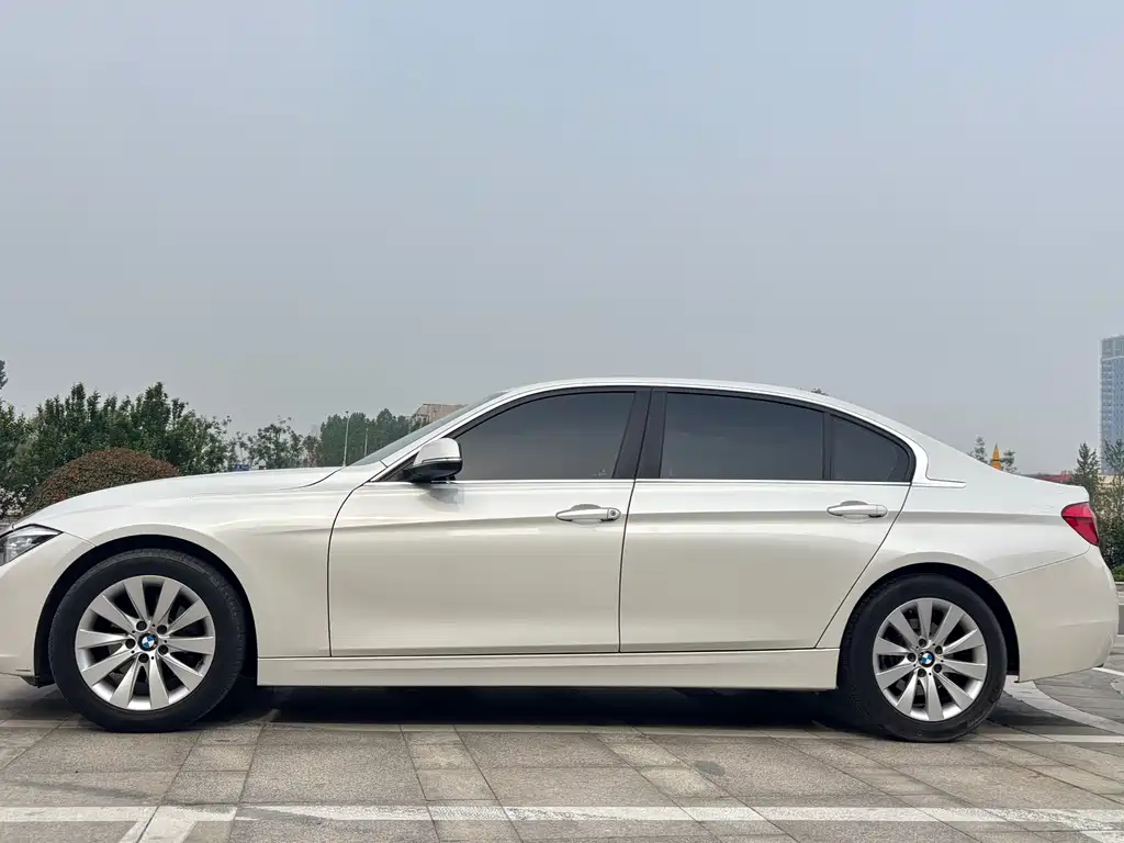 BMW 3 Series 2016