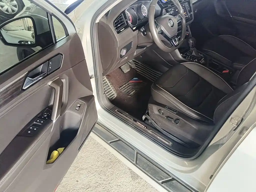 Volkswagen Tiguan L 2017 — фото 16