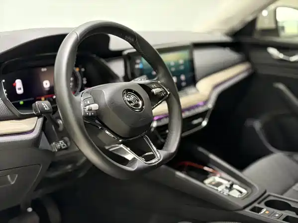 Skoda Octavia 2023
