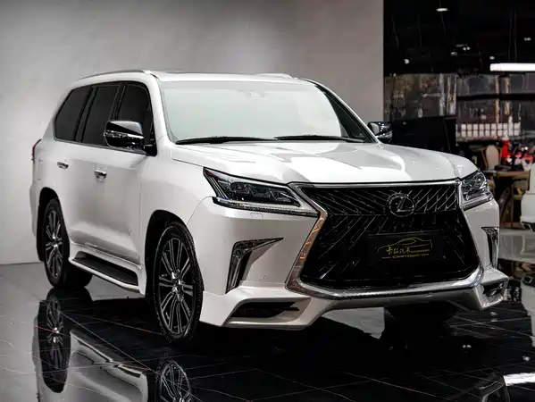 Lexus LX 2019
