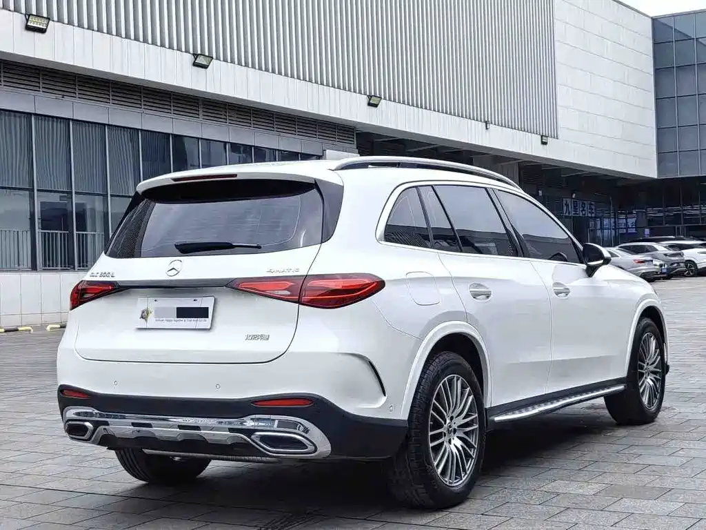 Mercedes-Benz GLC 2023
