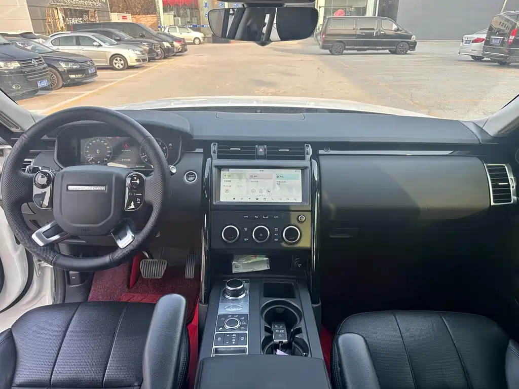 Land Rover Discovery 2020 — фото 9