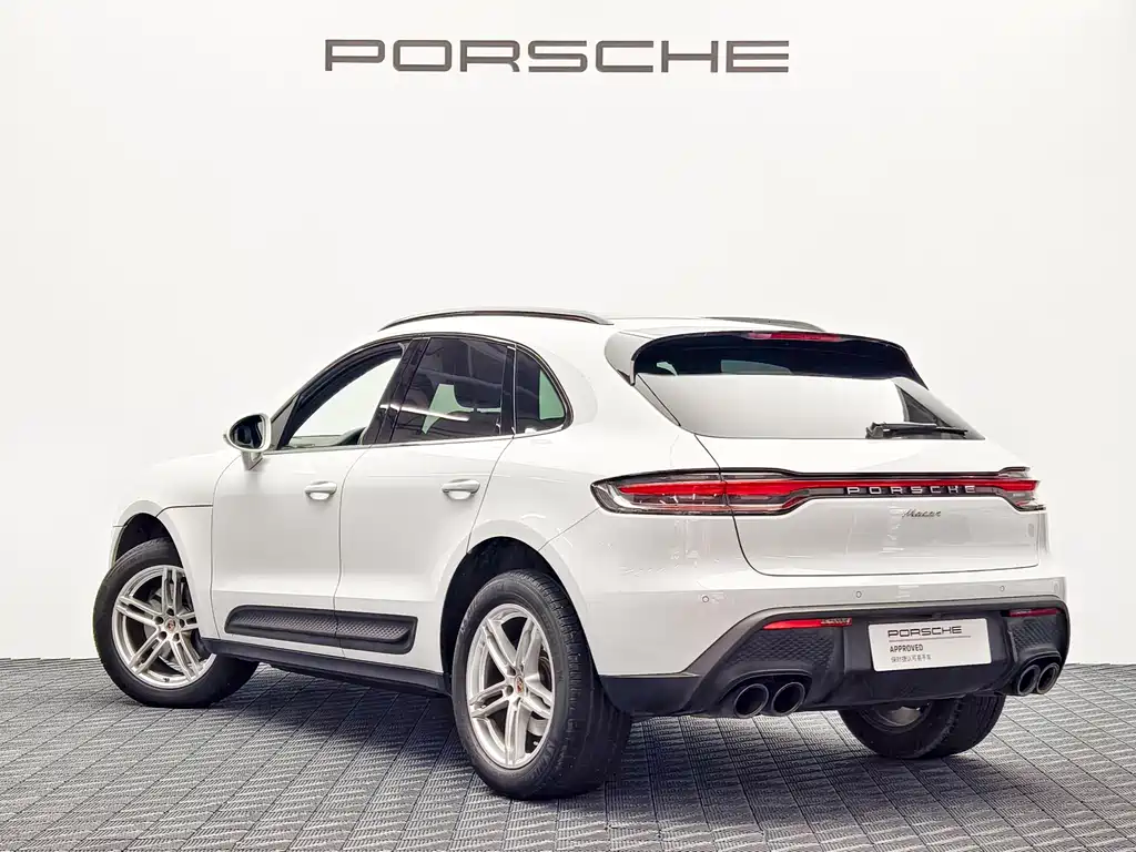 Porsche Macan 2023 — фото 7