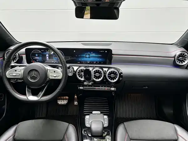 Mercedes-Benz CLA 2022