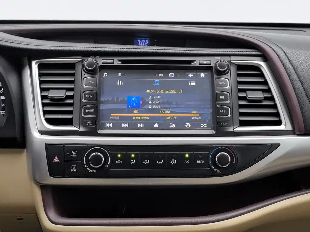 Toyota Highlander 2017 — фото 12