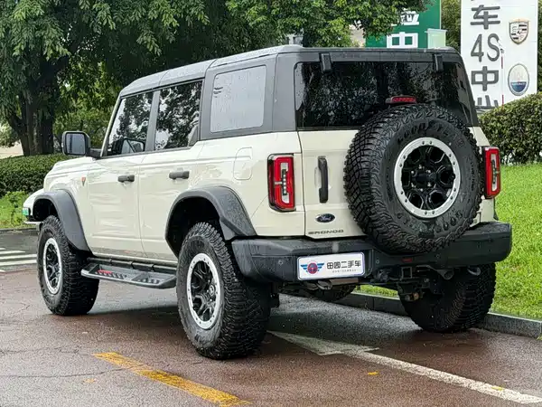 Ford Bronco 2025