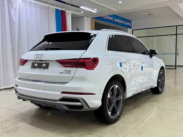 Audi Q3 2022