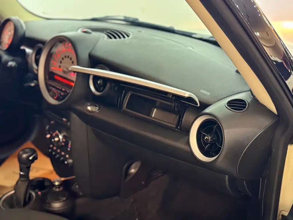 MINI Clubman 2013 — фото 14
