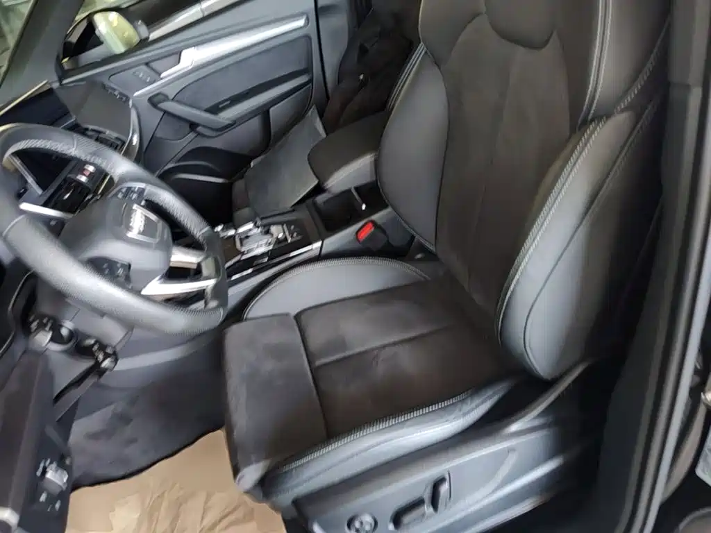 Audi Q5L Sportback 2023 — фото 22