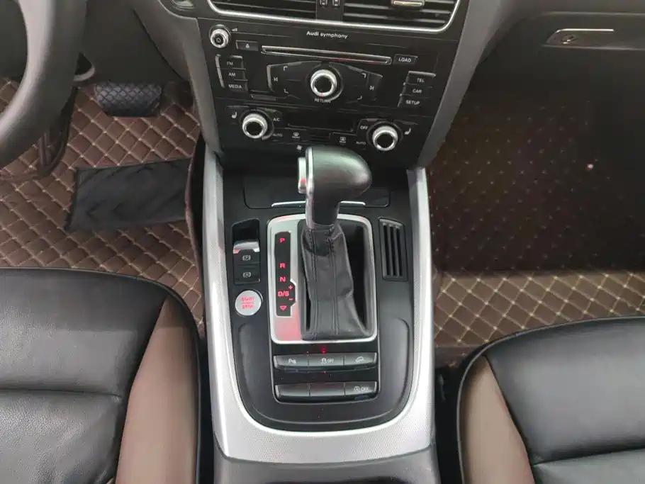 Audi Q5 2018 — фото 16
