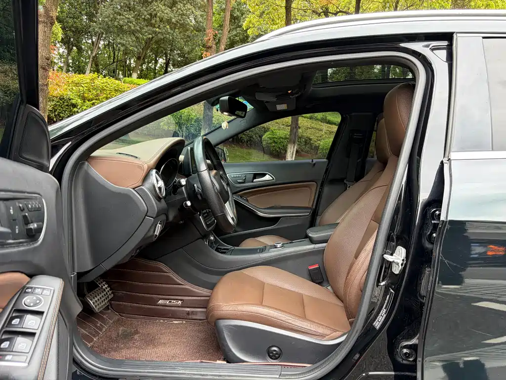 Mercedes-Benz GLA 2015 — фото 8