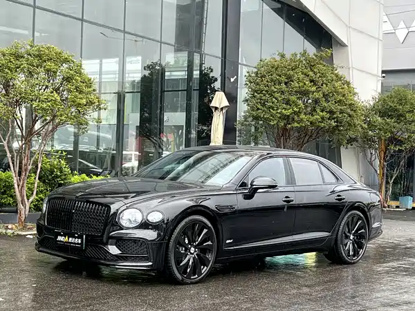 Bentley Flying Spur Plug-In Hybrid 2023
