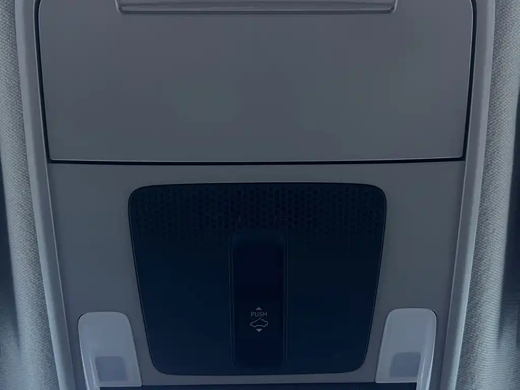 Honda Civic 2023 — фото 17