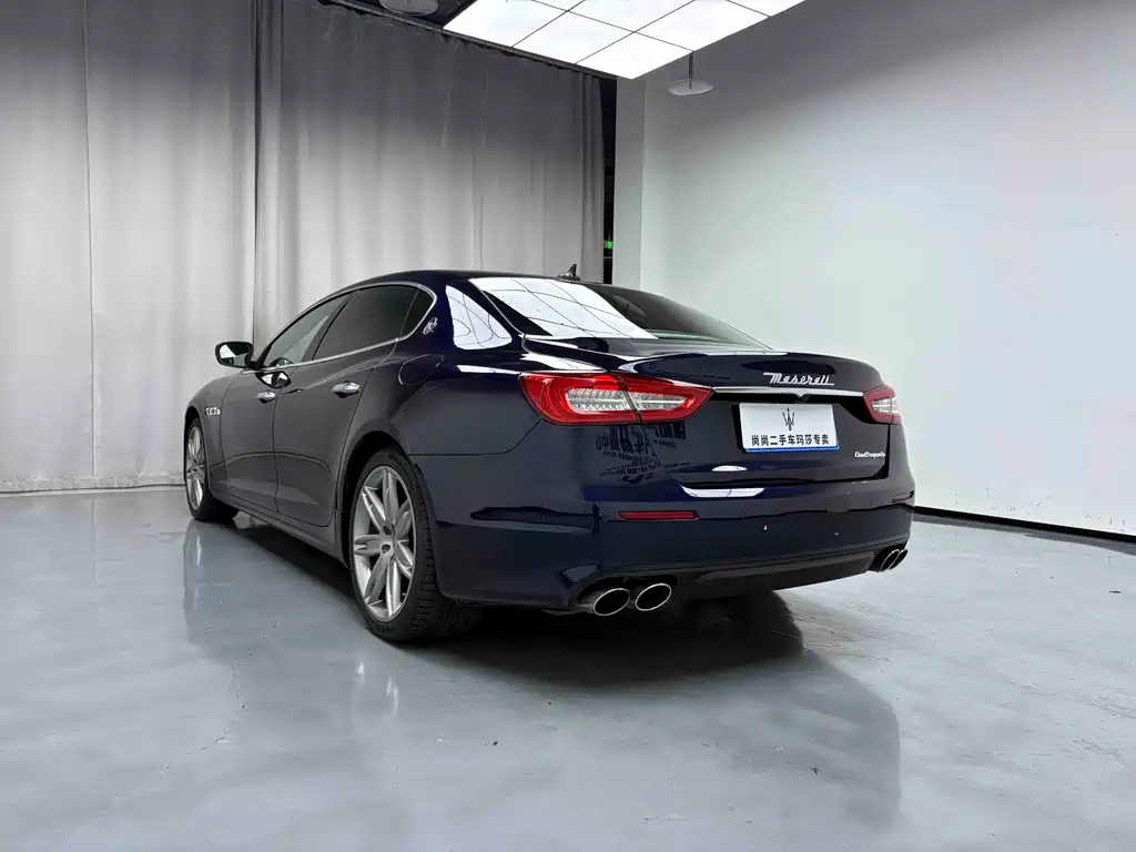 Maserati Quattroporte 2018 — фото 12