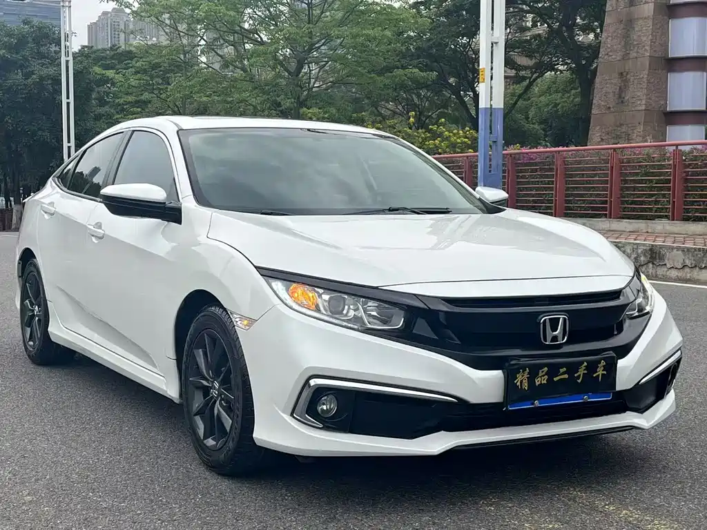 Honda Civic 2021 — фото 3
