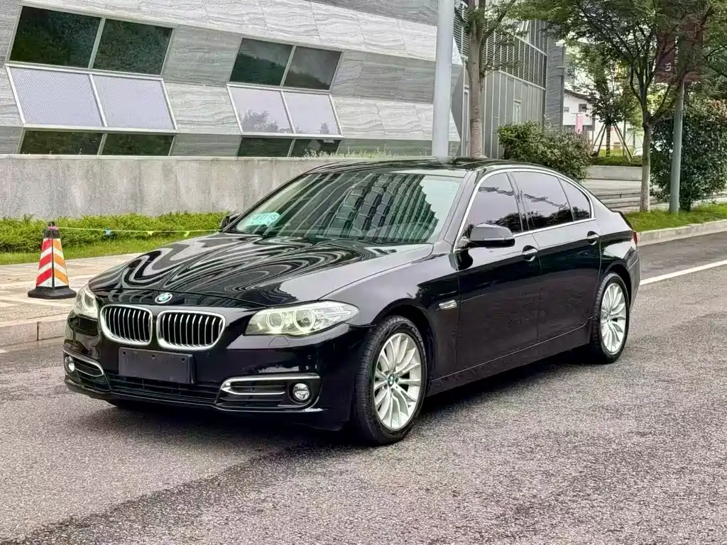 BMW 5 Series 2016