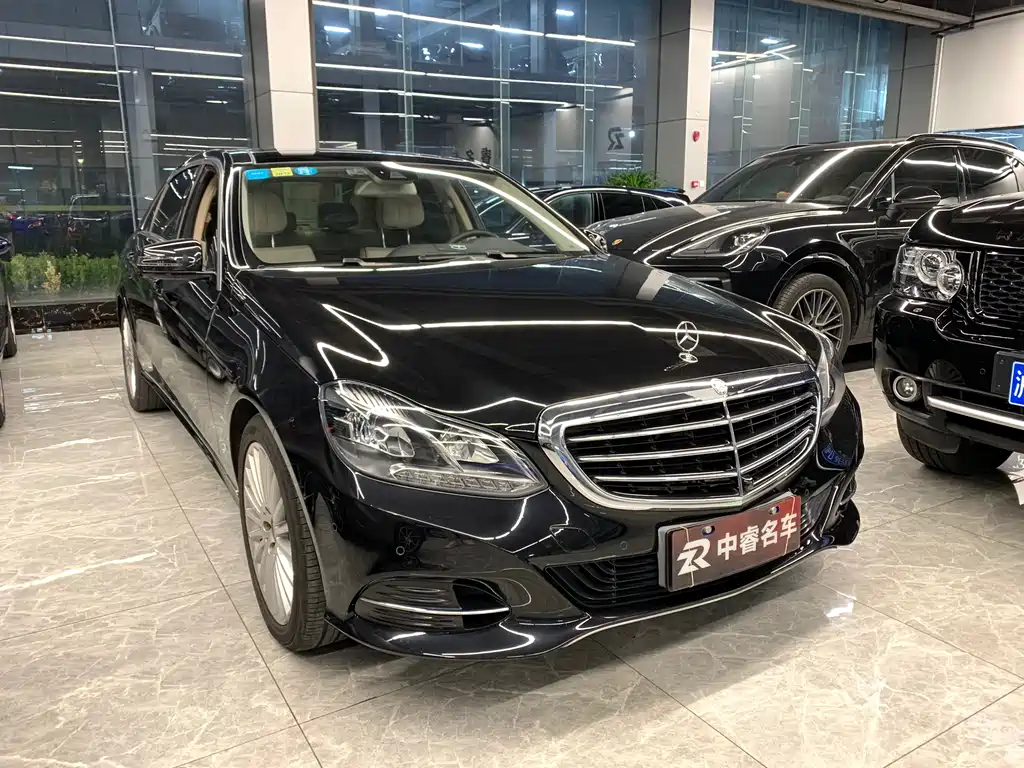 Mercedes-Benz E-Class 2015 — фото 3