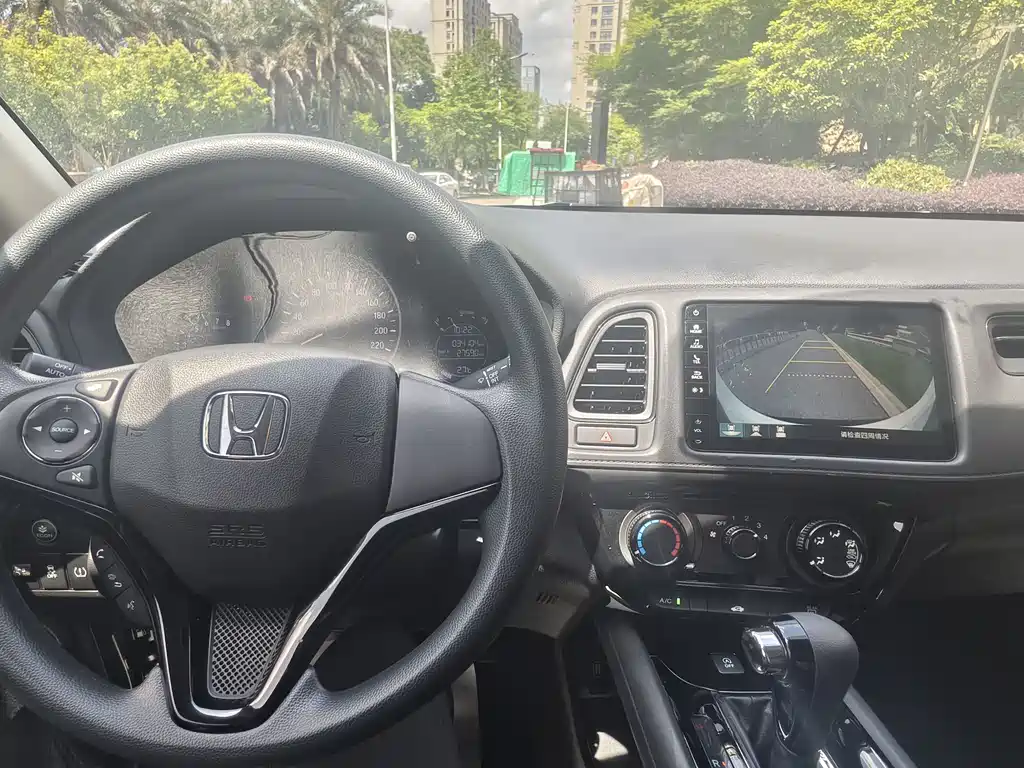 Honda Vezel 2023 — фото 14