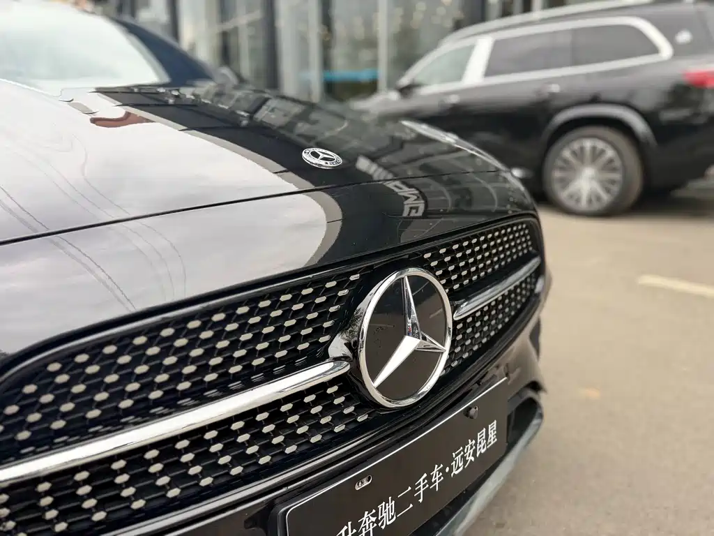 Mercedes-Benz E-Class 2023 — фото 24