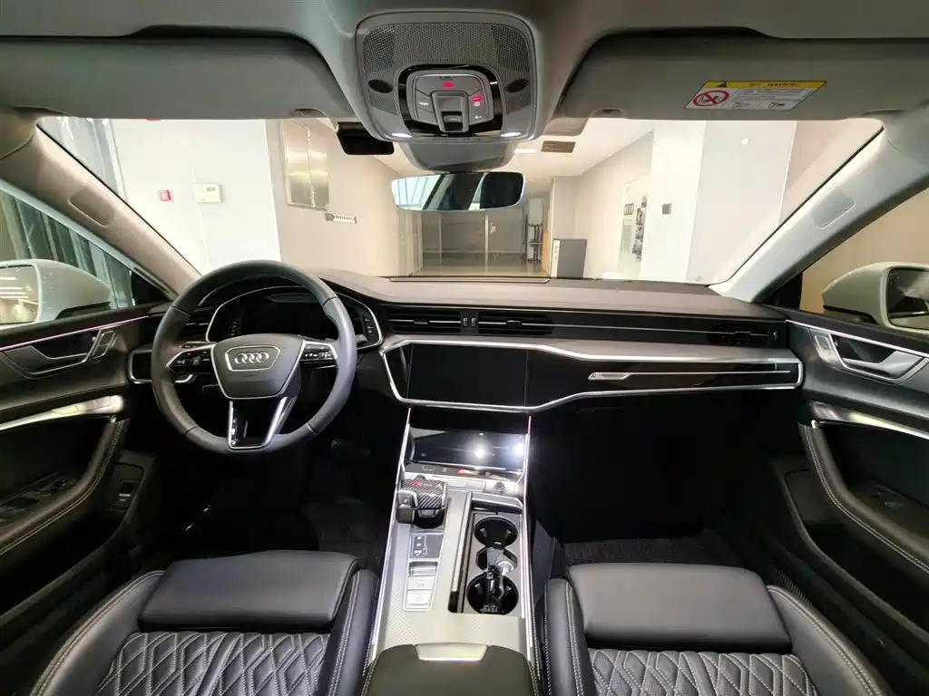 Audi A7 2025 — фото 16