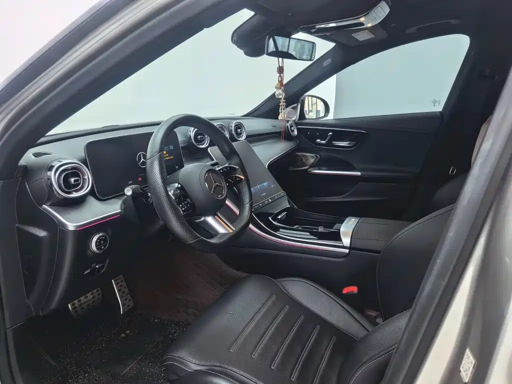 Mercedes-Benz C-Class 2021