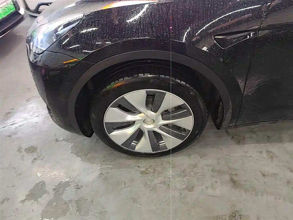 Tesla Model Y 2023 — фото 23