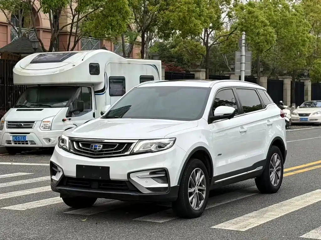 Geely Boyue 2019 — фото 1