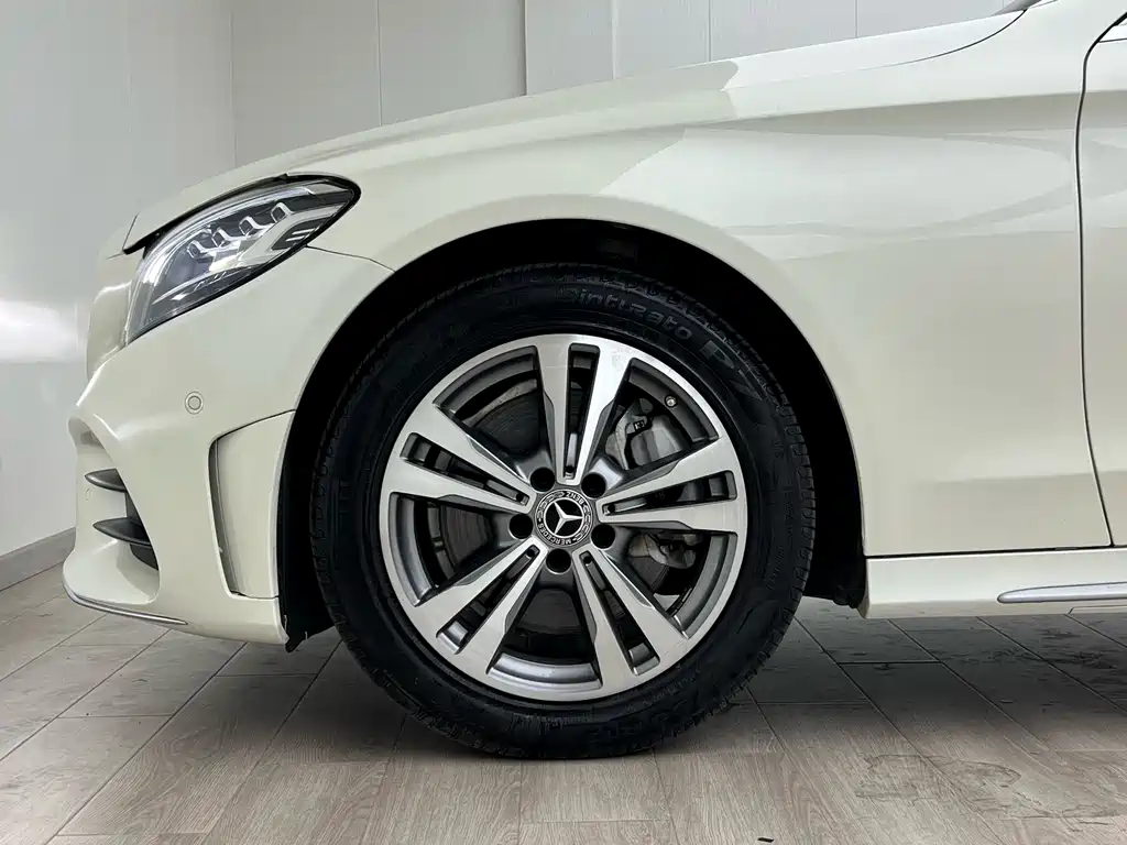 Mercedes-Benz C-Class 2019 — фото 7