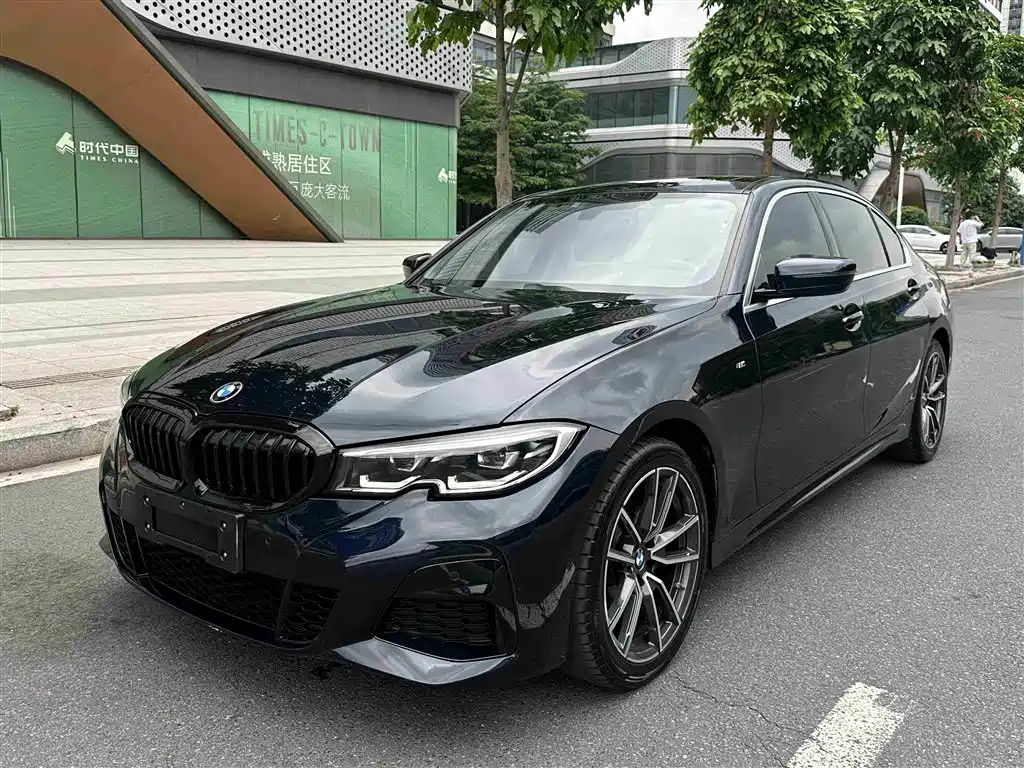 BMW 3 Series 2020 — фото 1