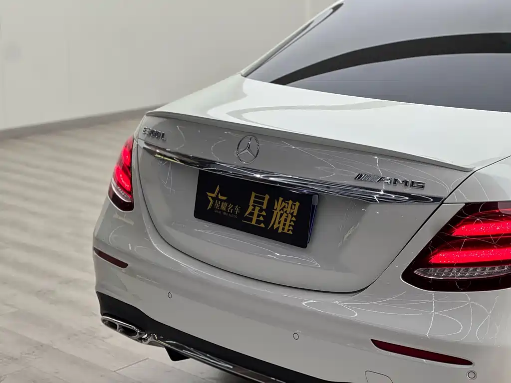 Mercedes-Benz E-Class 2019 — фото 24