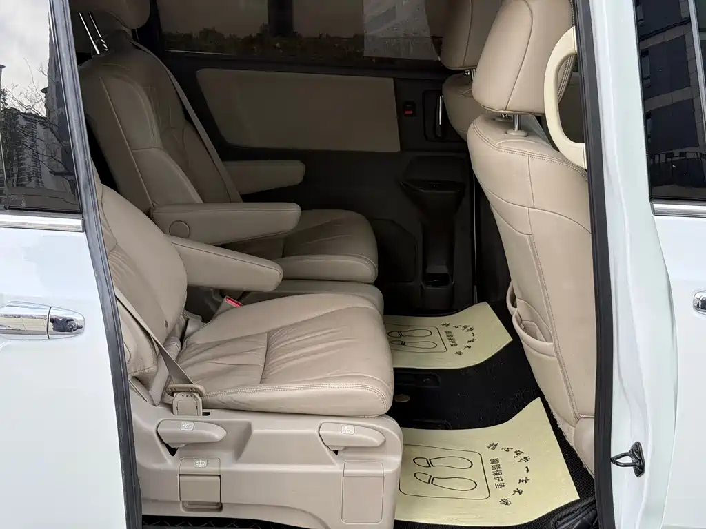 Honda Odyssey 2017 — фото 11