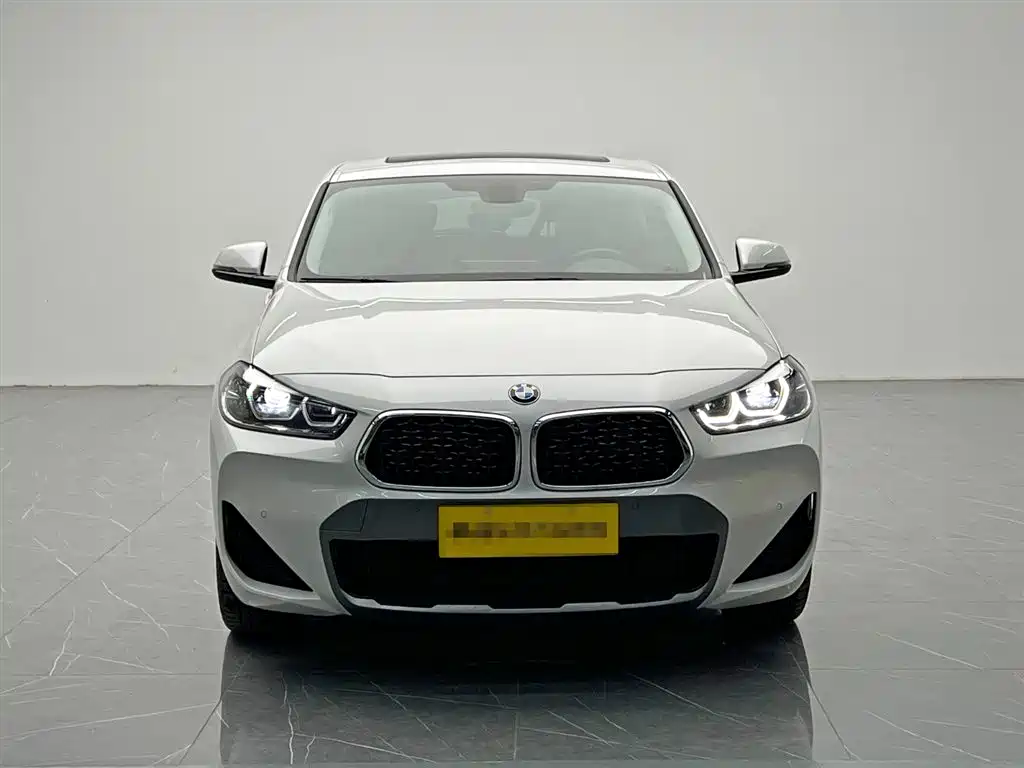 BMW X2 2023 — фото 2