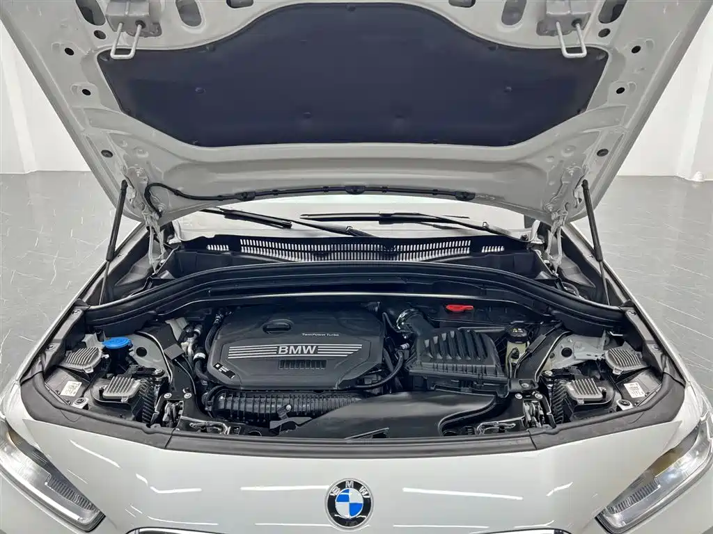 BMW X2 2023 — фото 13