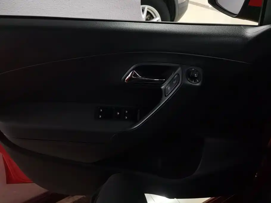 Volkswagen Polo 2015