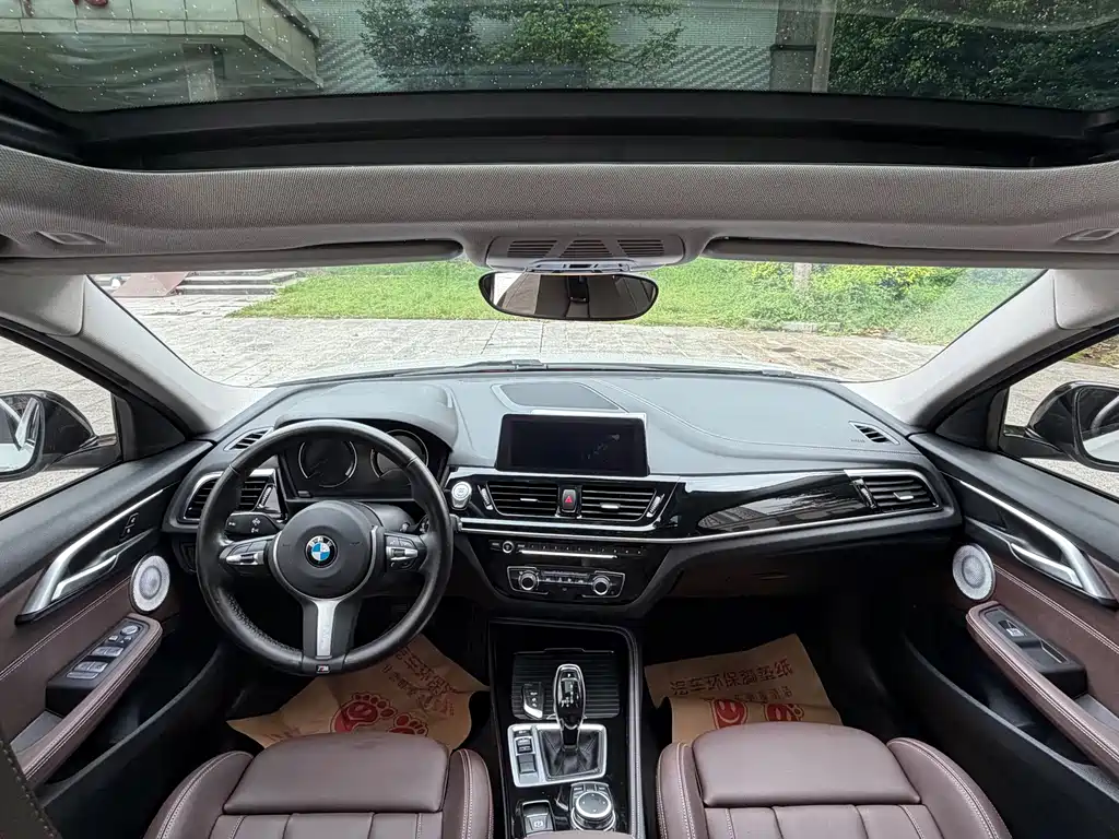 BMW 1 Series 2021