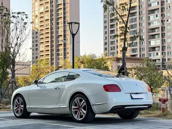 Bentley Continental 2012