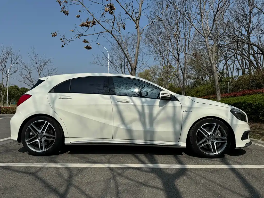 Mercedes-Benz A-Class AMG 2015 — фото 25