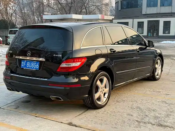 Mercedes-Benz R-Class 2015