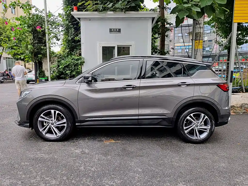 Geely Binyue 2022